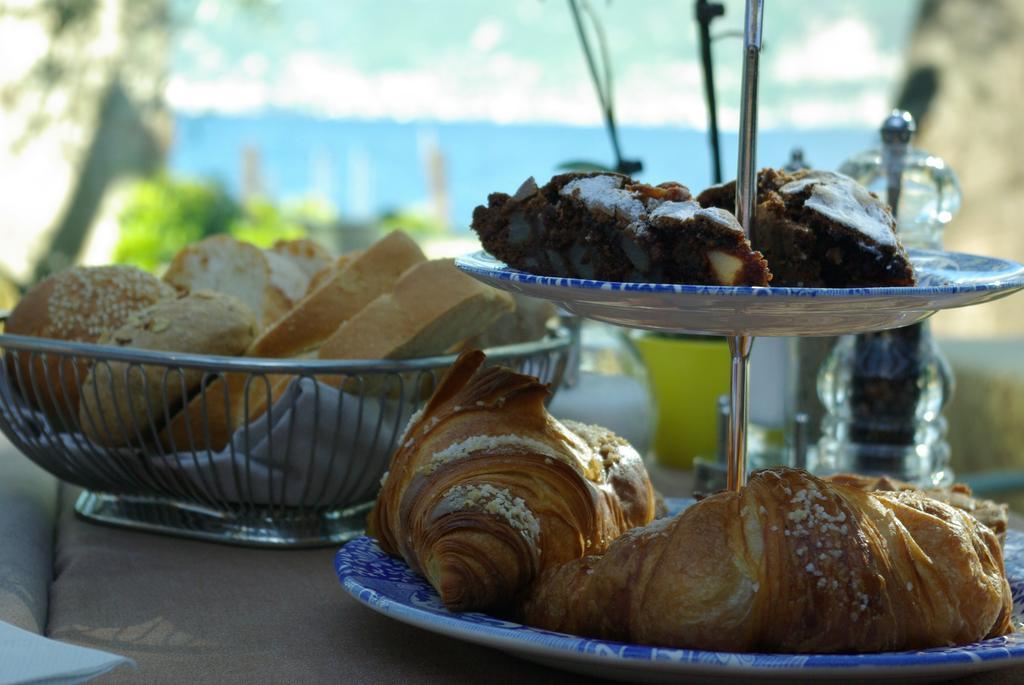 Locanda Fassa เบรนโซเน ซูล การ์ดา ภายนอก รูปภาพ